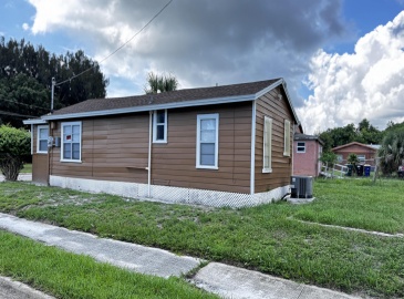 713 19th Street, Fort Pierce, Florida 34950, 3 Bedrooms Bedrooms, ,1 BathroomBathrooms,Residential,For Sale,19th,RX-11006013